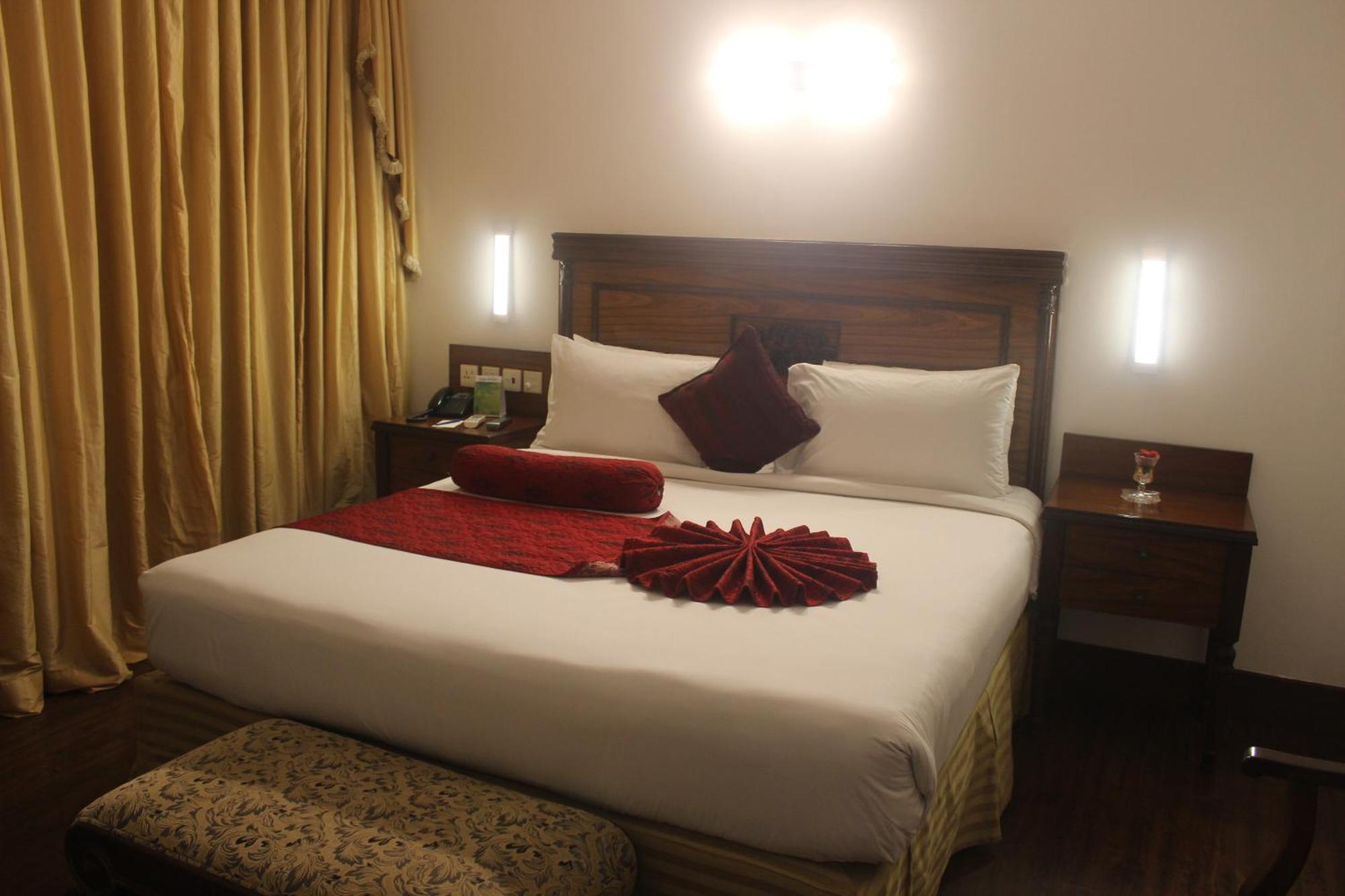 Mehran Hotel Karachi Esterno foto